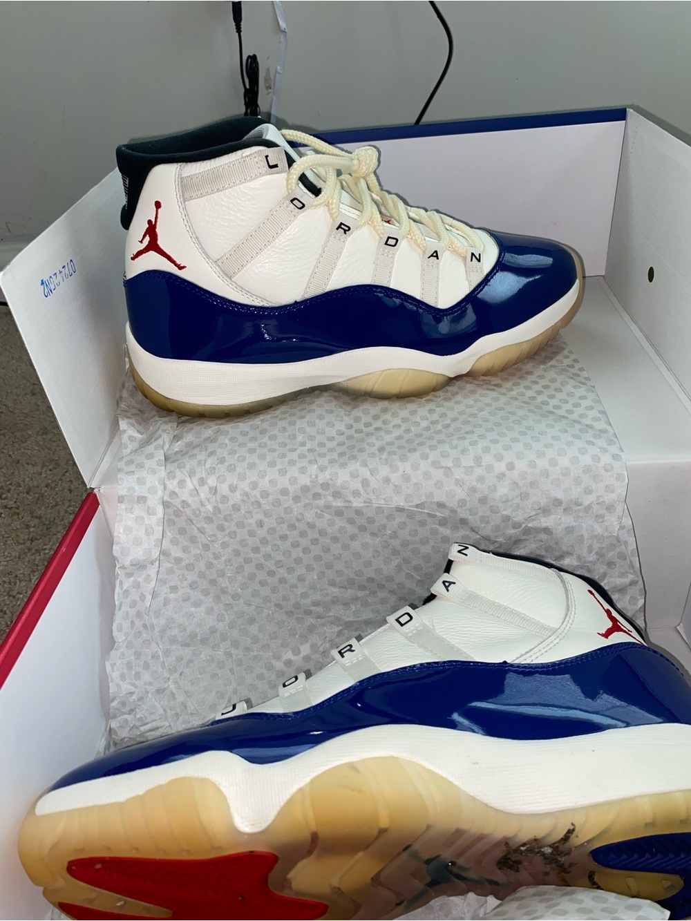 Jordan 11 Rare Air , Fairly New Worn Twice Comes With OG Box.